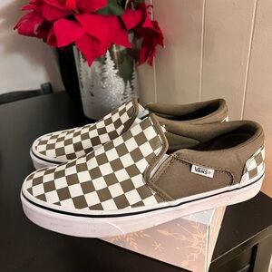 Vans Men Classic Checkerboard Slip-On Shoes